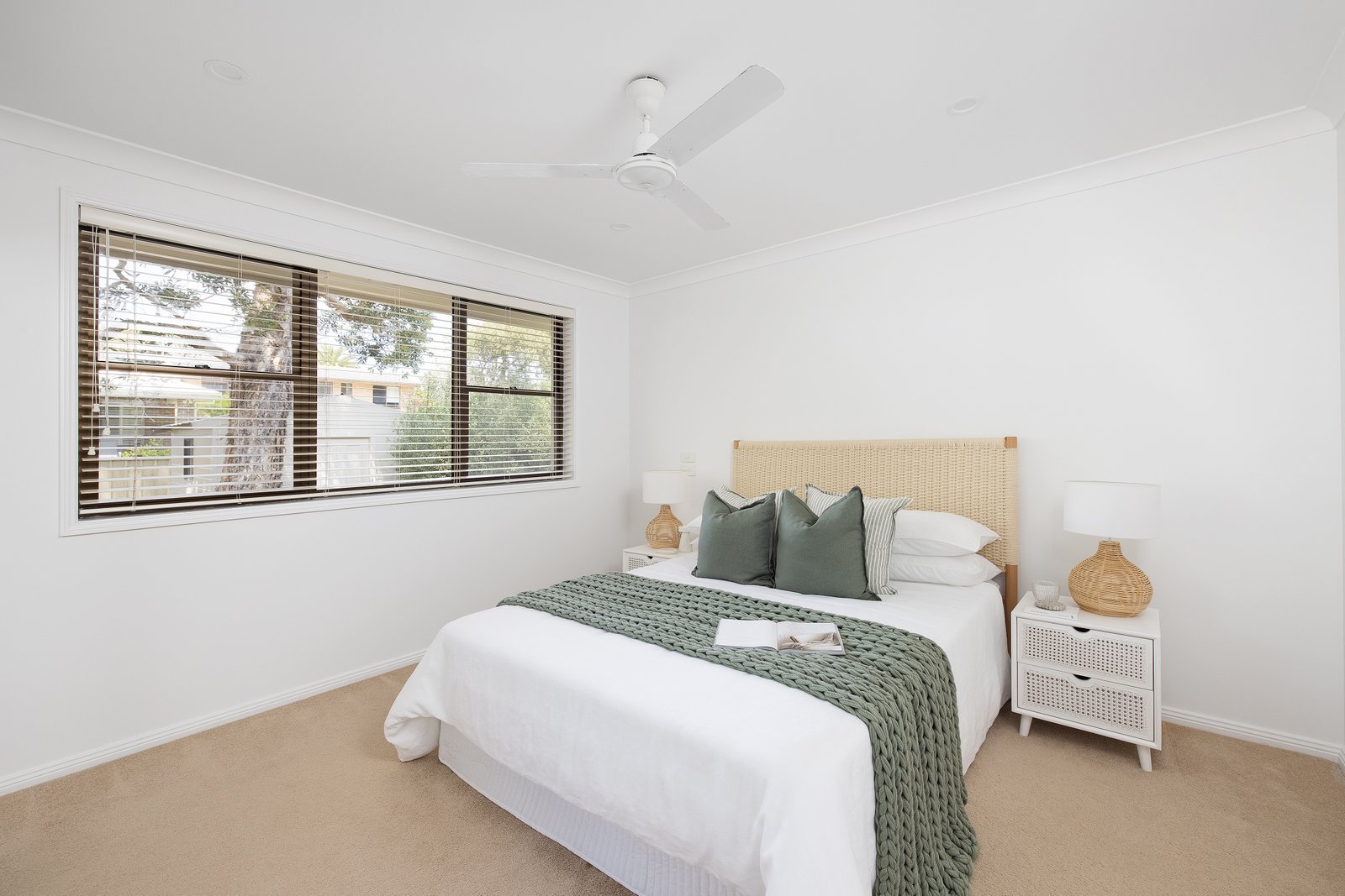 11 Hutcheson Avenue SOLDIERS POINT 16