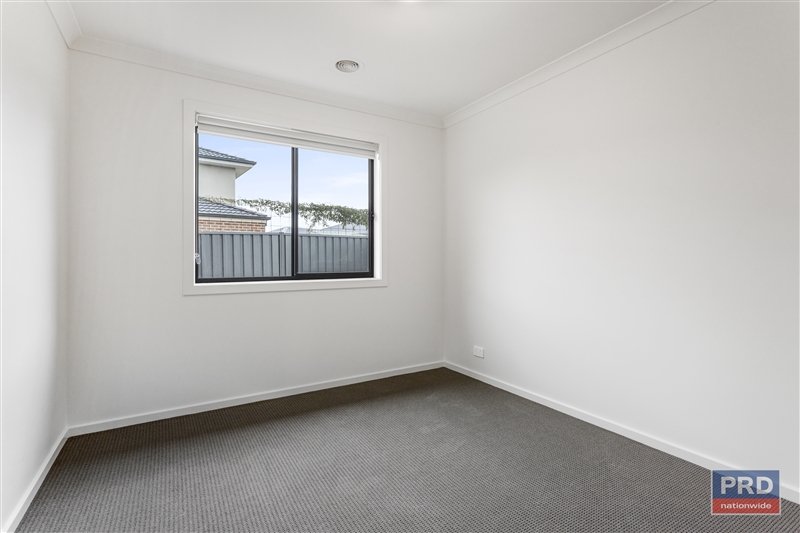 11 Hyatt Road HUNTLY 9