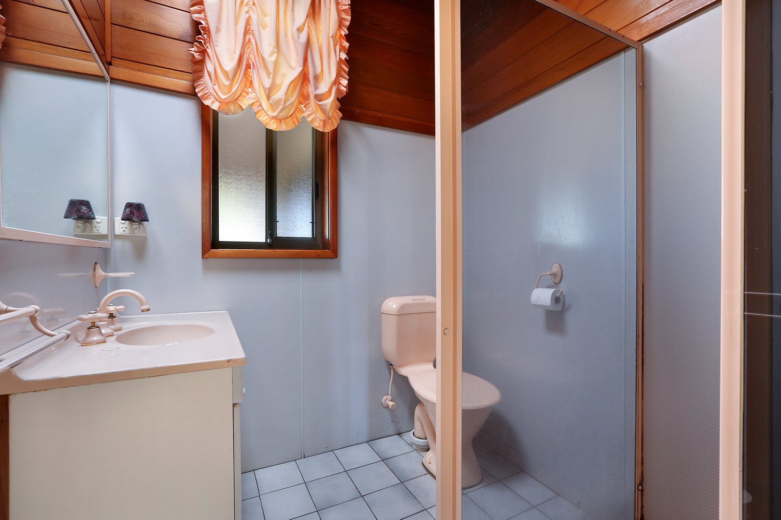 11 Illawon Street BERKELEY 8
