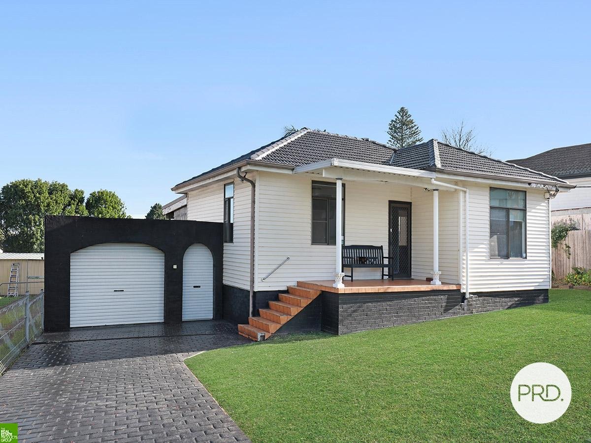 11 Illawon Street BERKELEY 1