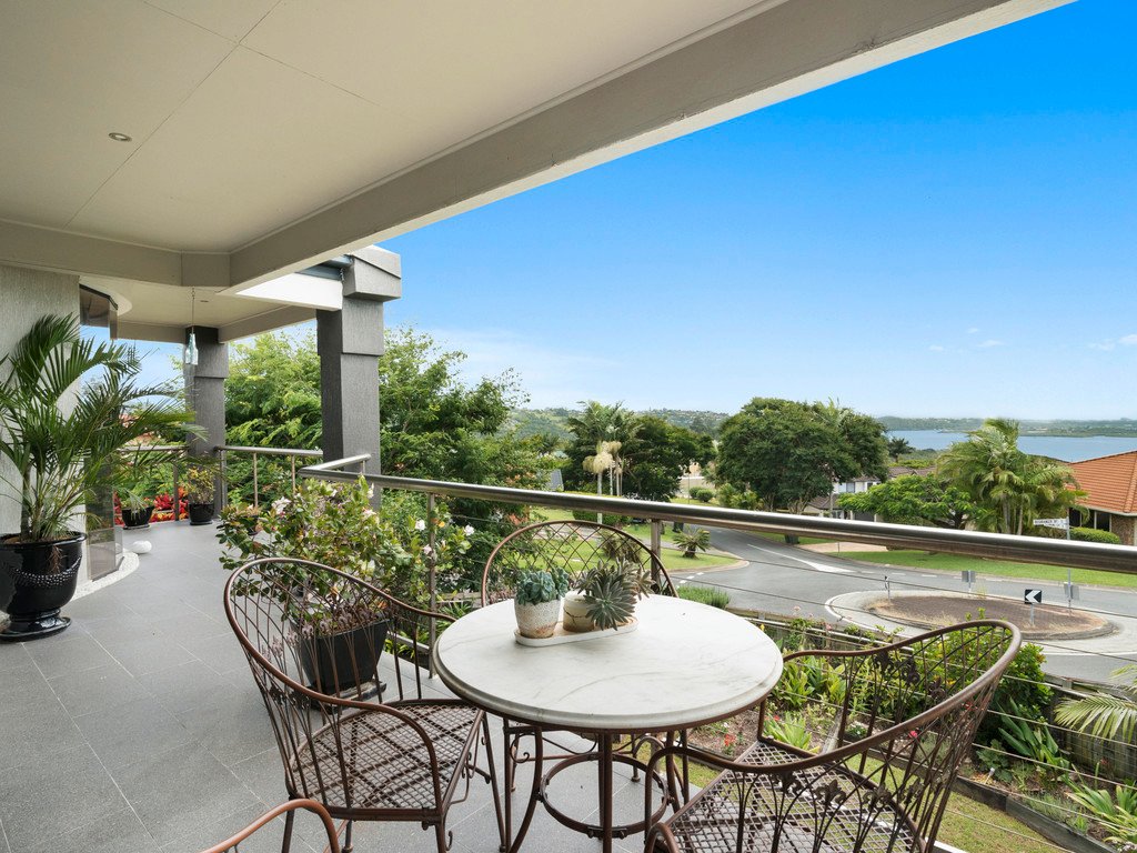 11 Illawong Crescent TERRANORA 1