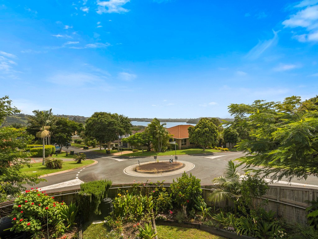 11 Illawong Crescent TERRANORA 12