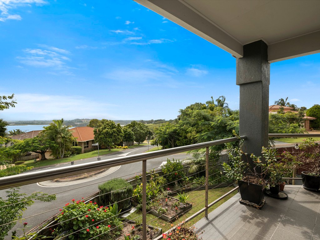 11 Illawong Crescent TERRANORA 13