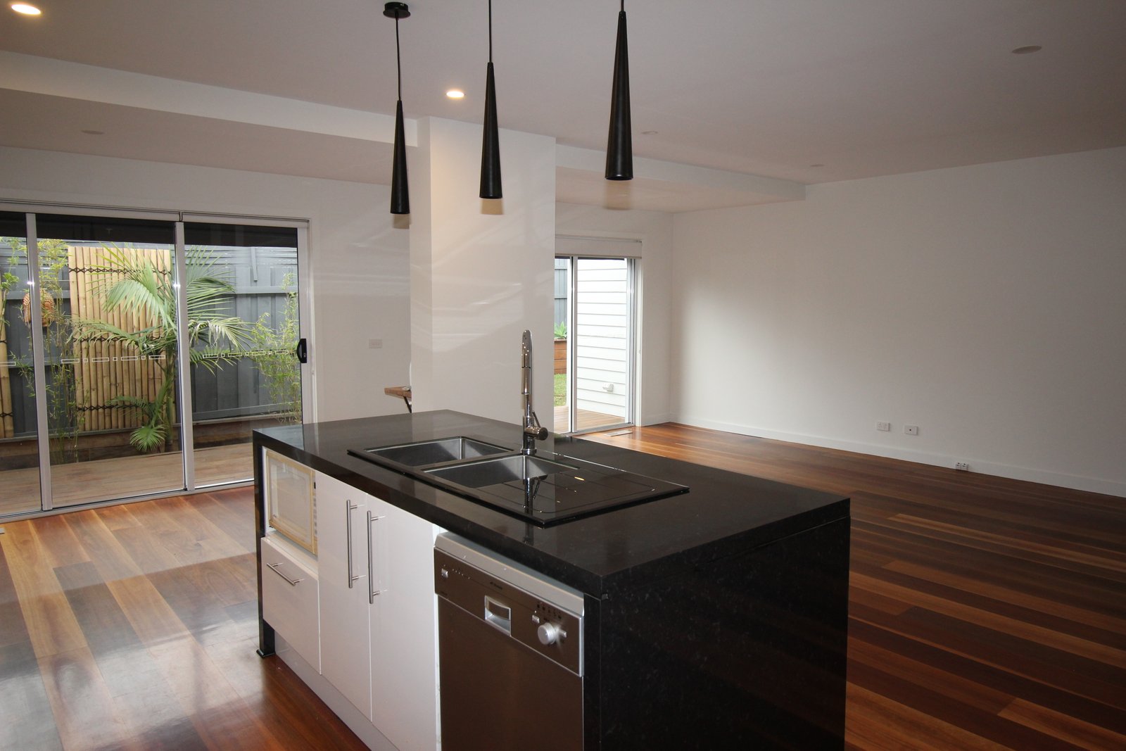 Gallery: 1/1 Imes Street