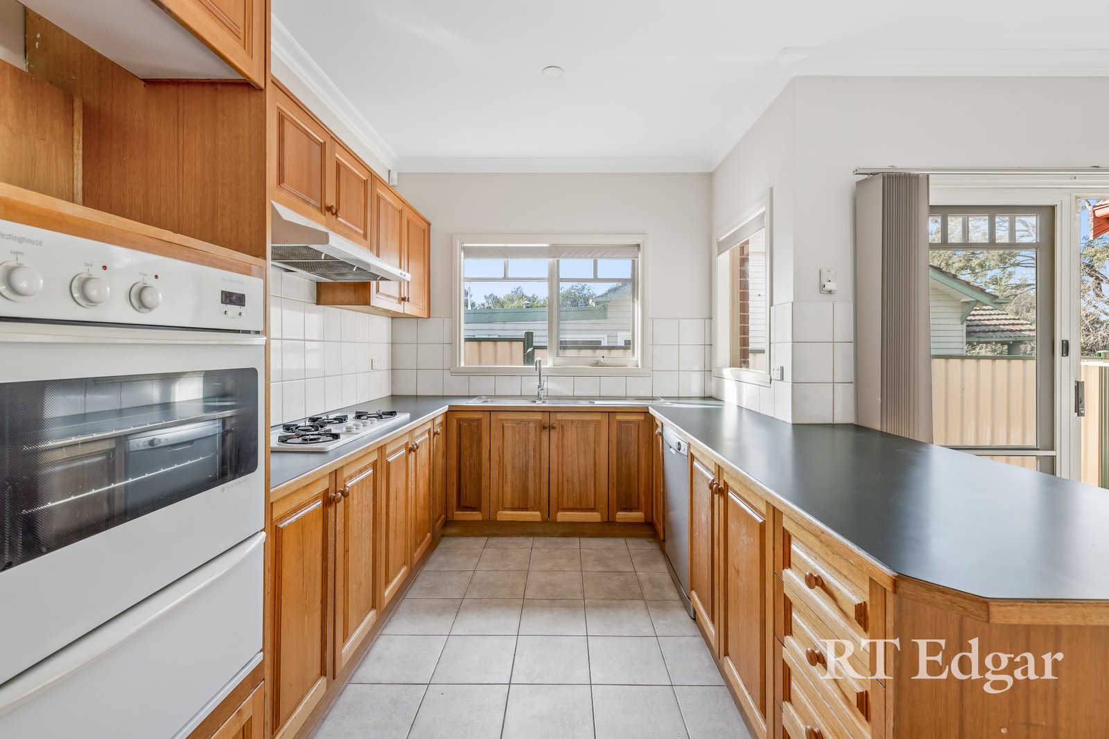 Real Estate and Property in 1/1 Irymple Avenue, Kew East, VIC