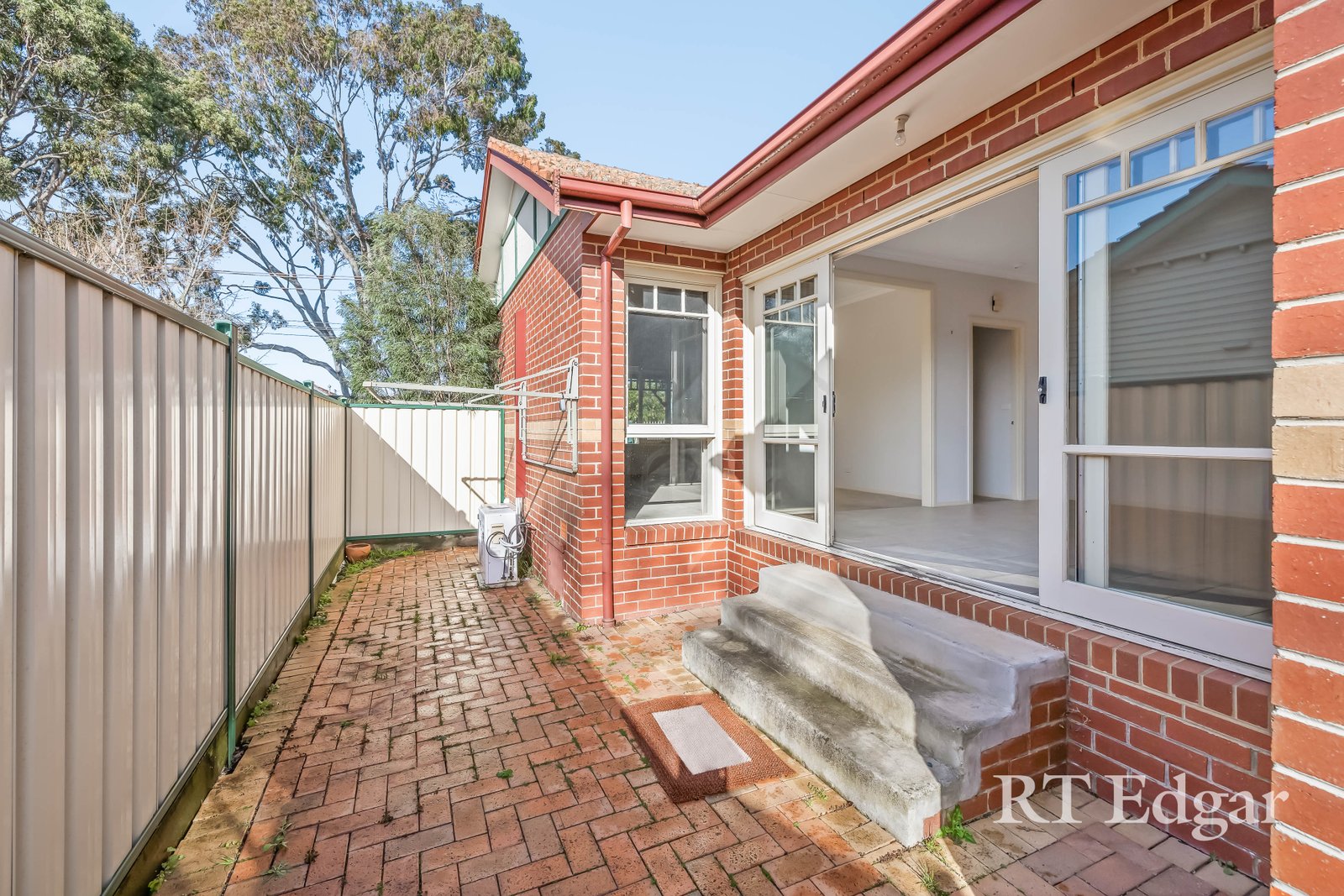Real Estate and Property in 1/1 Irymple Avenue, Kew East, VIC