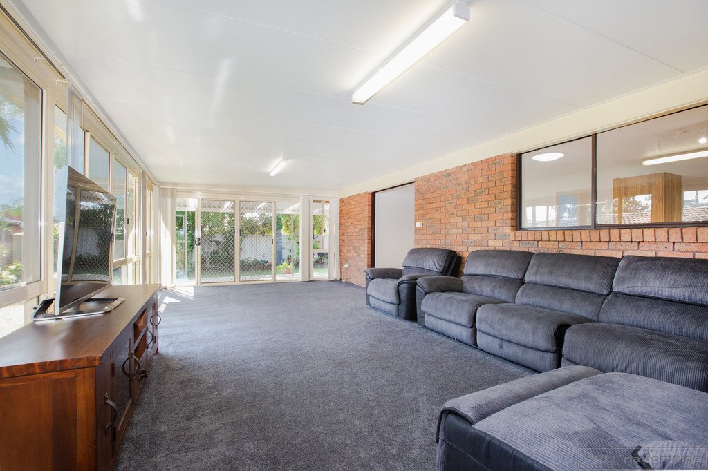 11 Isaacs Street METFORD 8