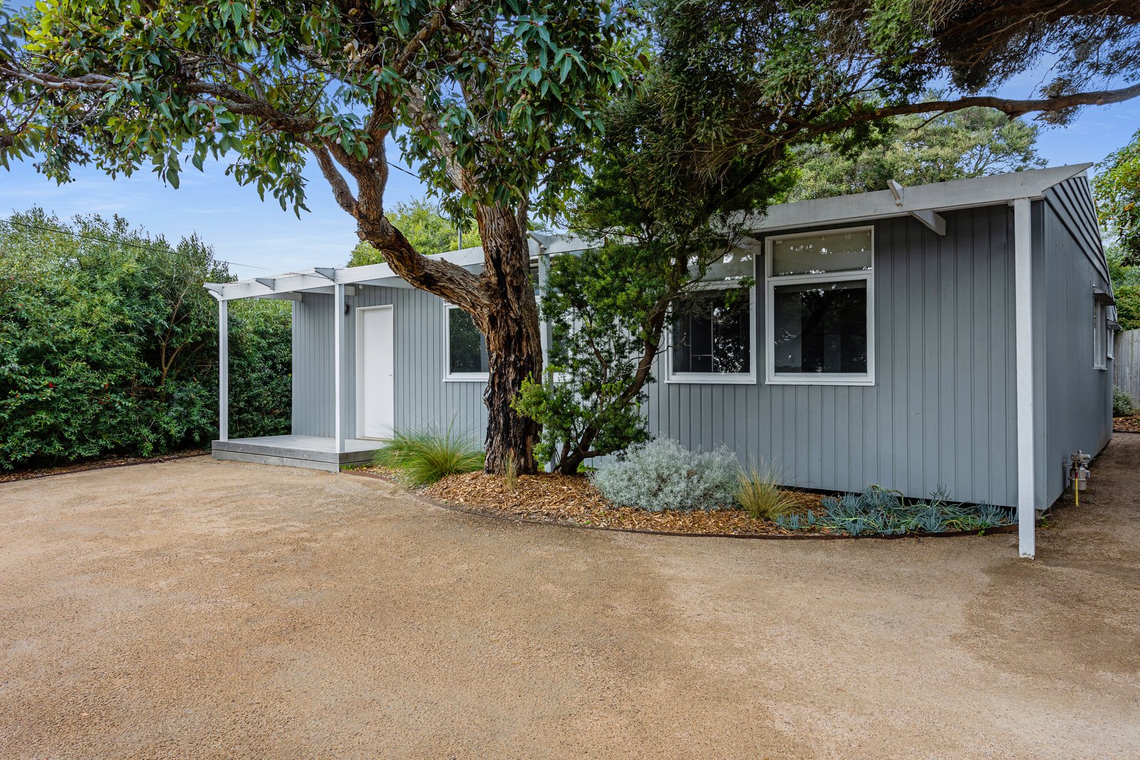 Real Estate and Property in 11 Ivanhoe Street, Sorrento, VIC