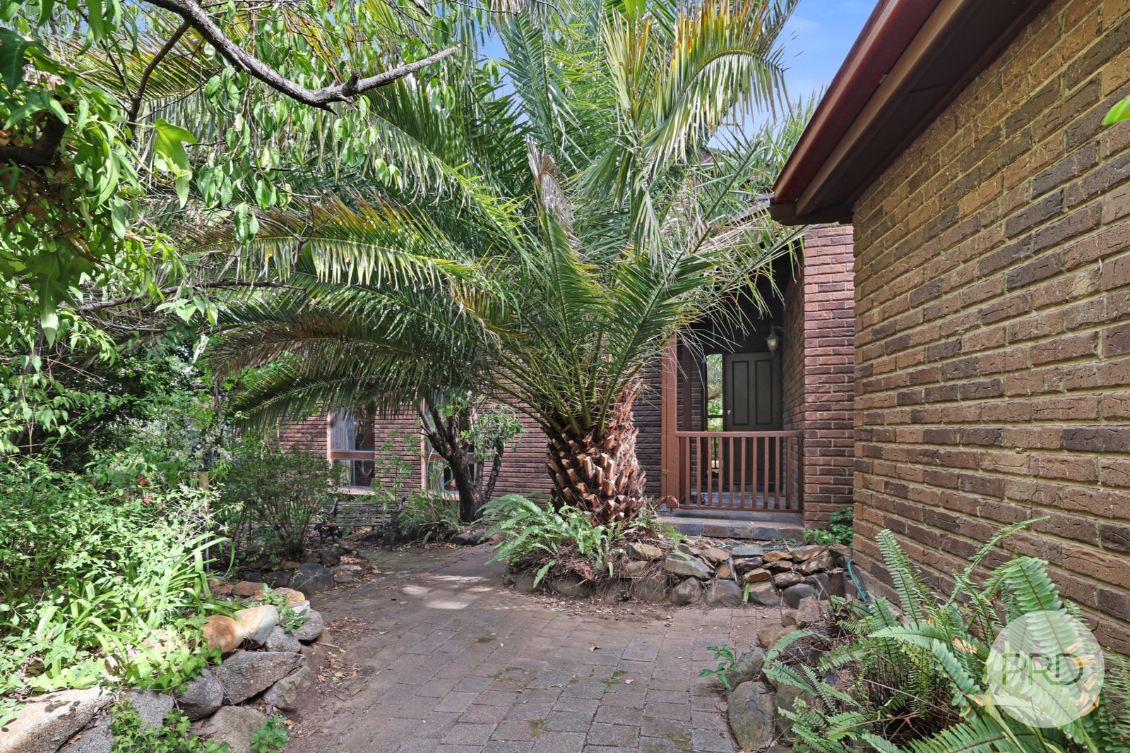 11 Jacaranda Place TAMWORTH 2