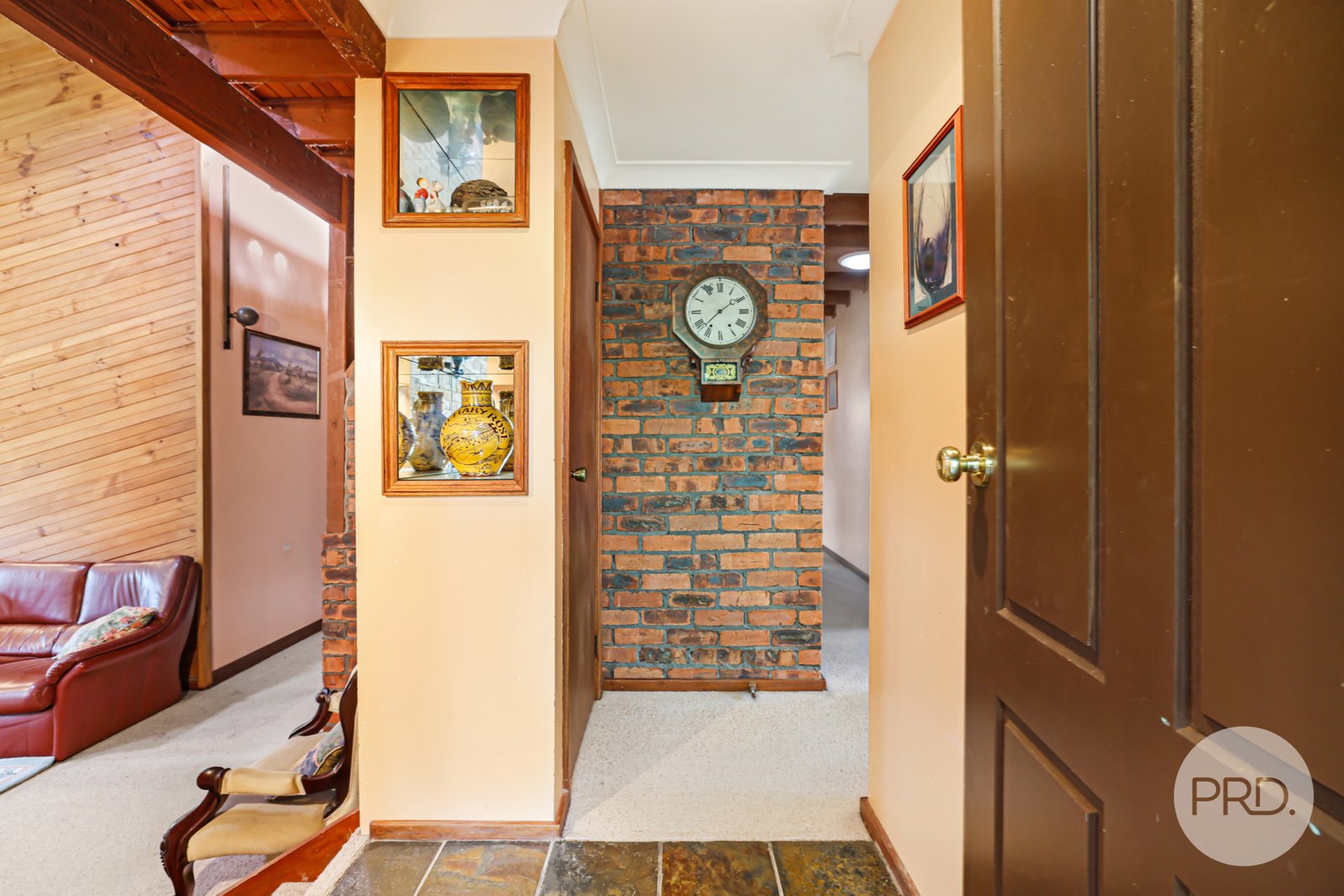 11 Jacaranda Place TAMWORTH 3