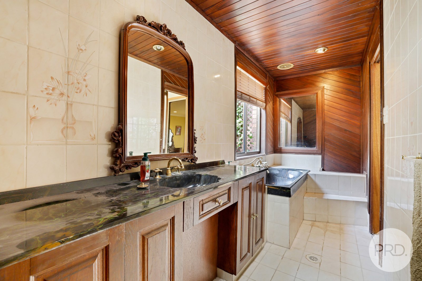 11 Jacaranda Place TAMWORTH 22