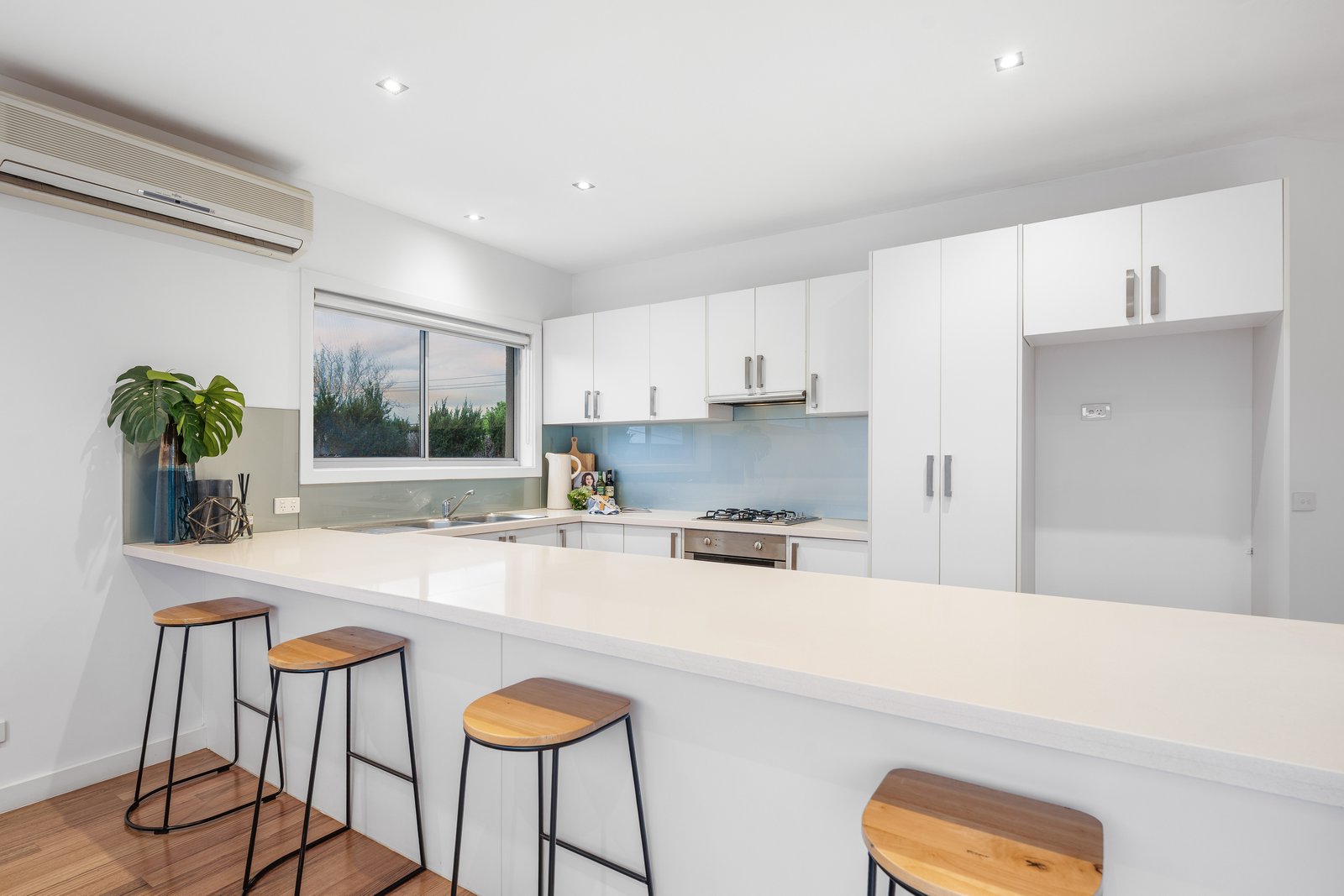 Gallery: 1/1 Jeffrey Street