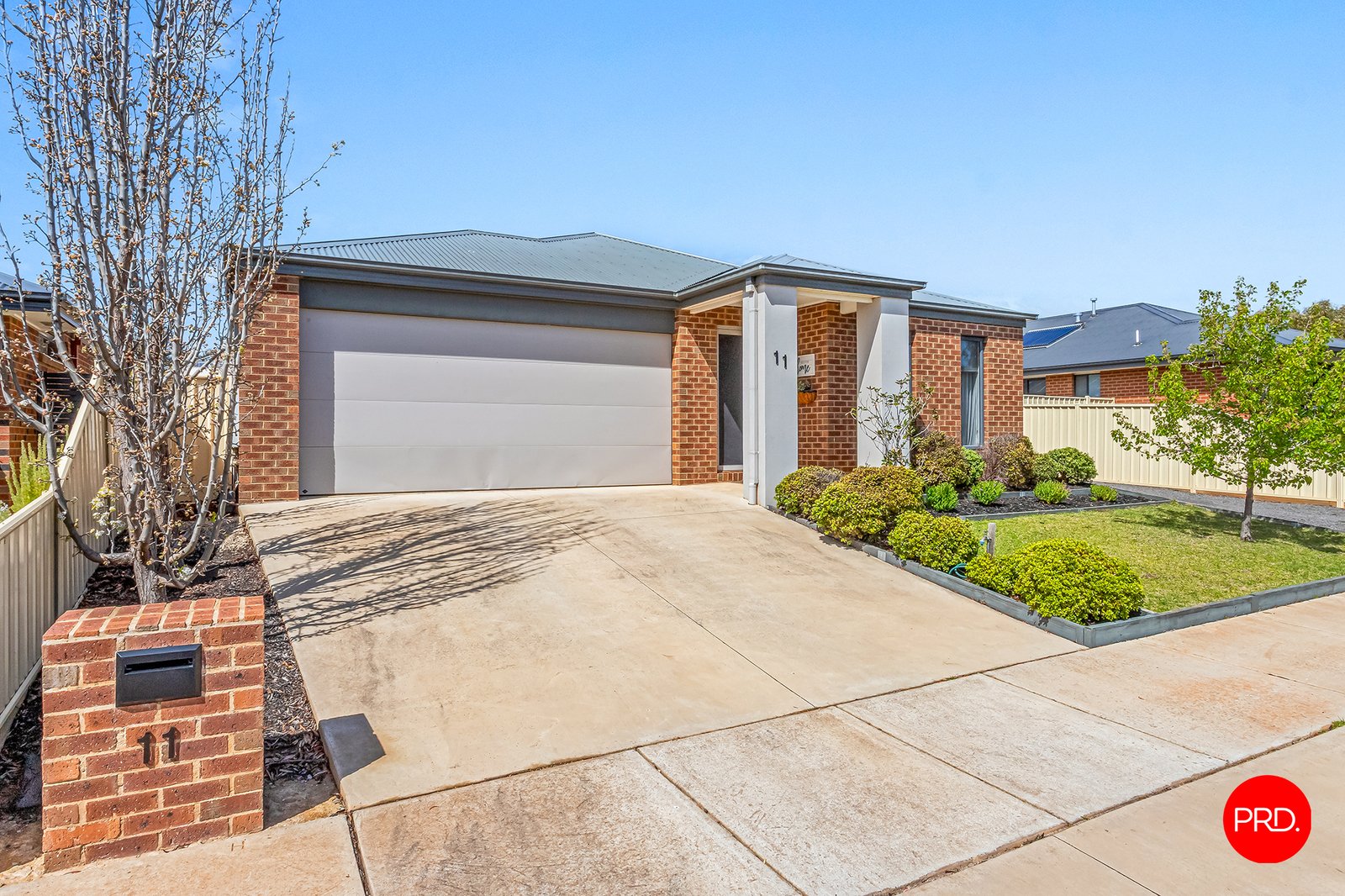 11 Jenolian Street HUNTLY 2