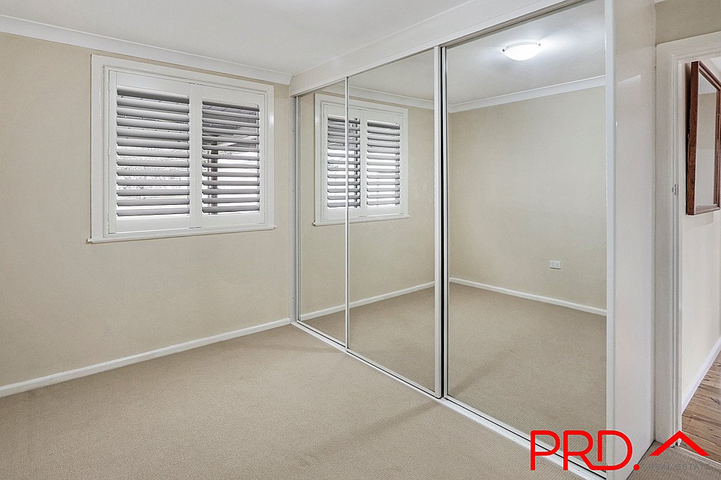 11 Jill Street TAMWORTH 4