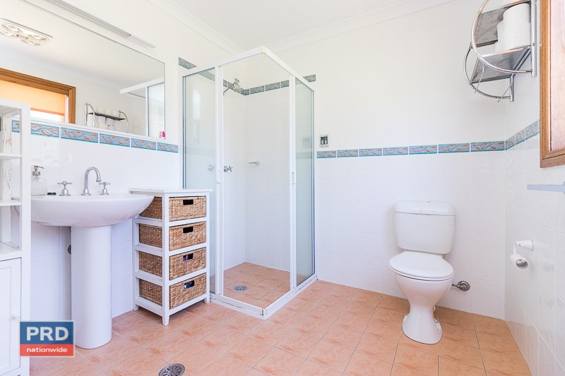 11 John Dwyer Crescent BUNGENDORE 10