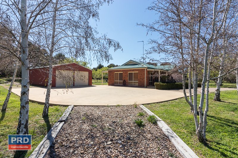 11 John Dwyer Crescent BUNGENDORE 14