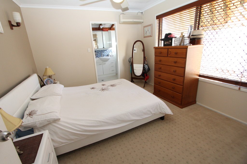 11 Kallaroo Crescent ASHMORE 7