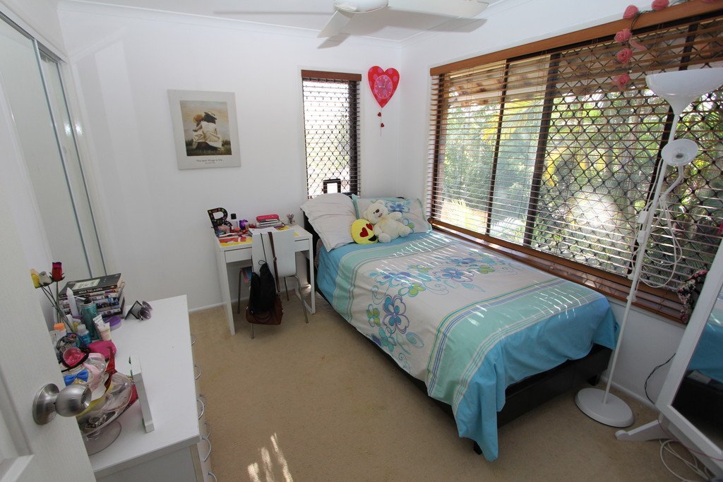 11 Kallaroo Crescent ASHMORE 8