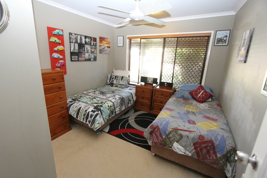 11 Kallaroo Crescent ASHMORE 9