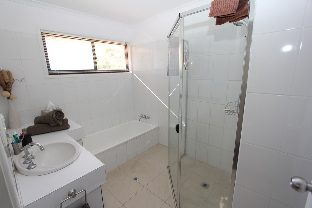 11 Kallaroo Crescent ASHMORE 10