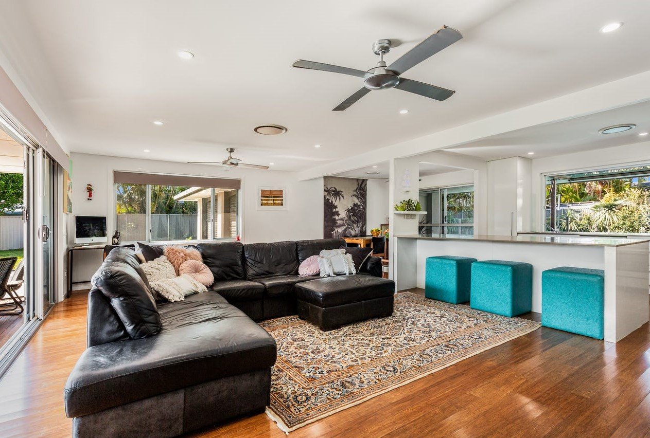 11 Kauri Court PALM BEACH 9