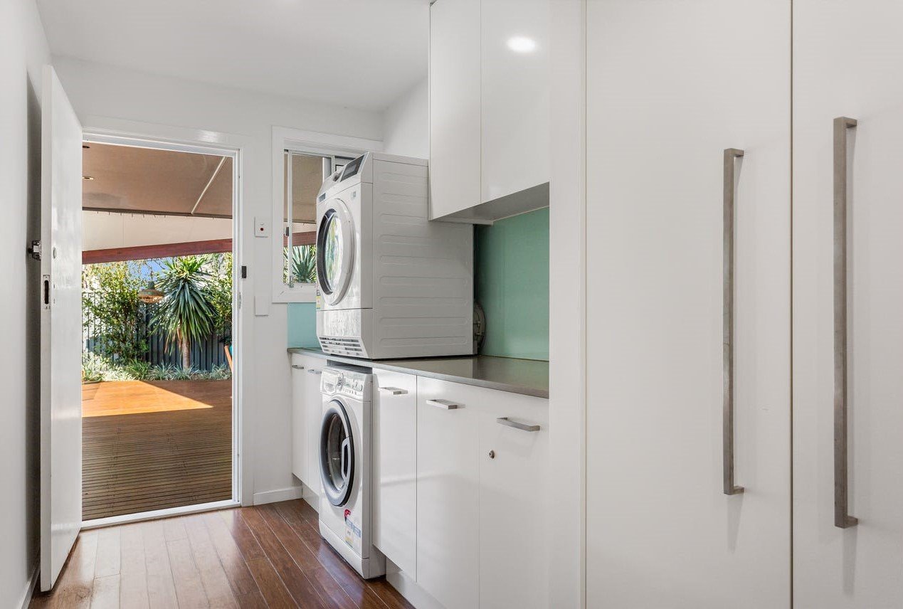 11 Kauri Court PALM BEACH 8