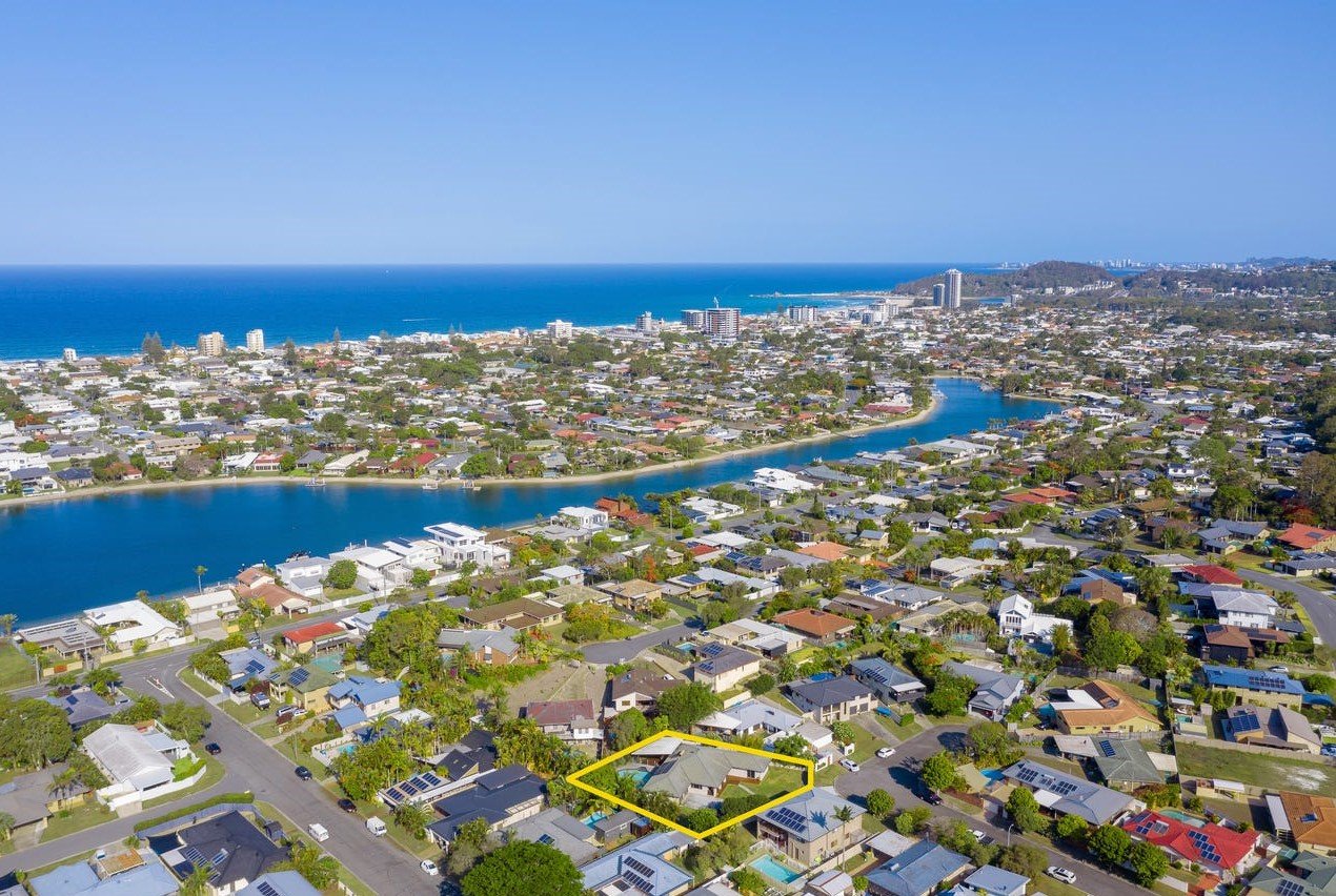 11 Kauri Court PALM BEACH 12