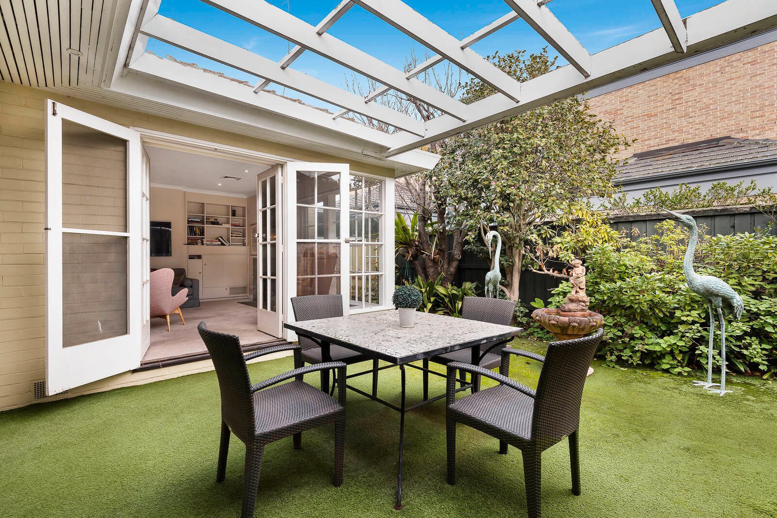 Real Estate and Property in 11 Kent Court, Toorak, VIC