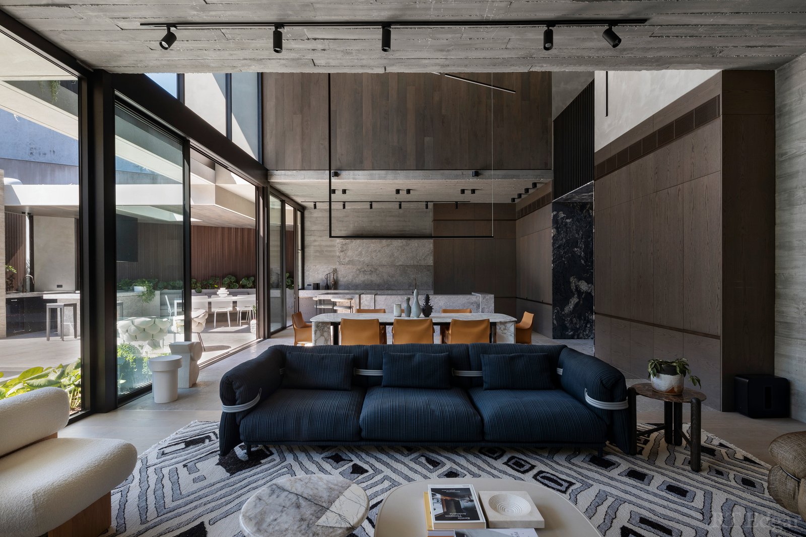 Real Estate and Property in 11 Kent Court, Toorak, VIC