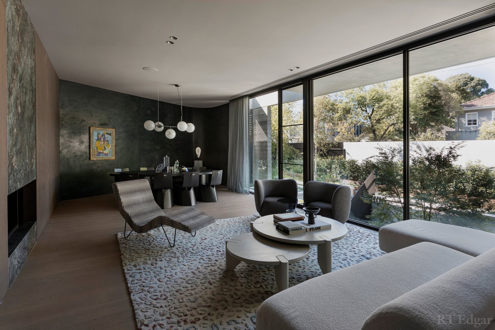 Real Estate and Property in 11 Kent Court, Toorak, VIC