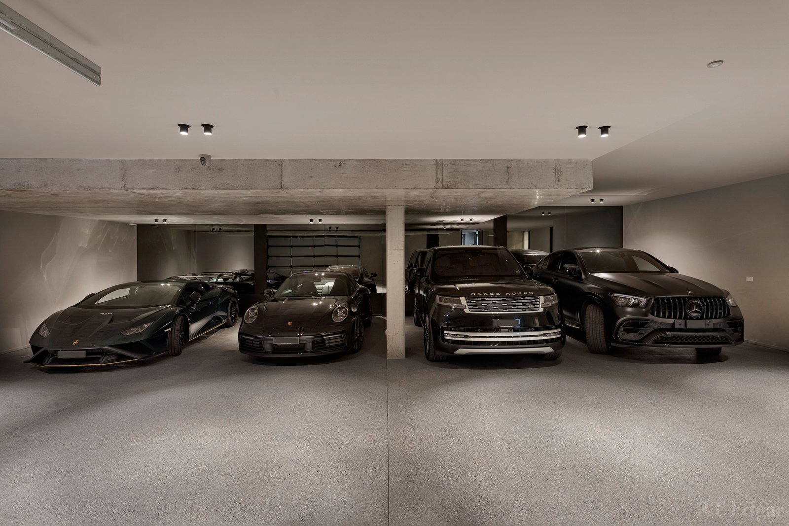 Real Estate and Property in 11 Kent Court, Toorak, VIC