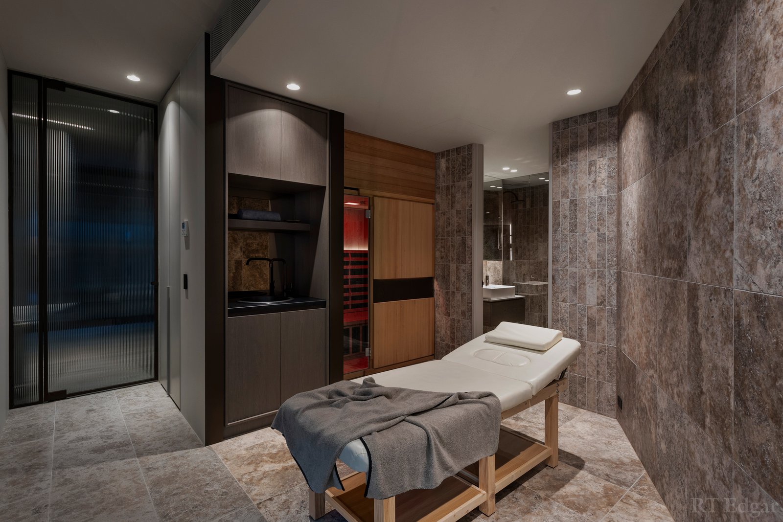 Real Estate and Property in 11 Kent Court, Toorak, VIC