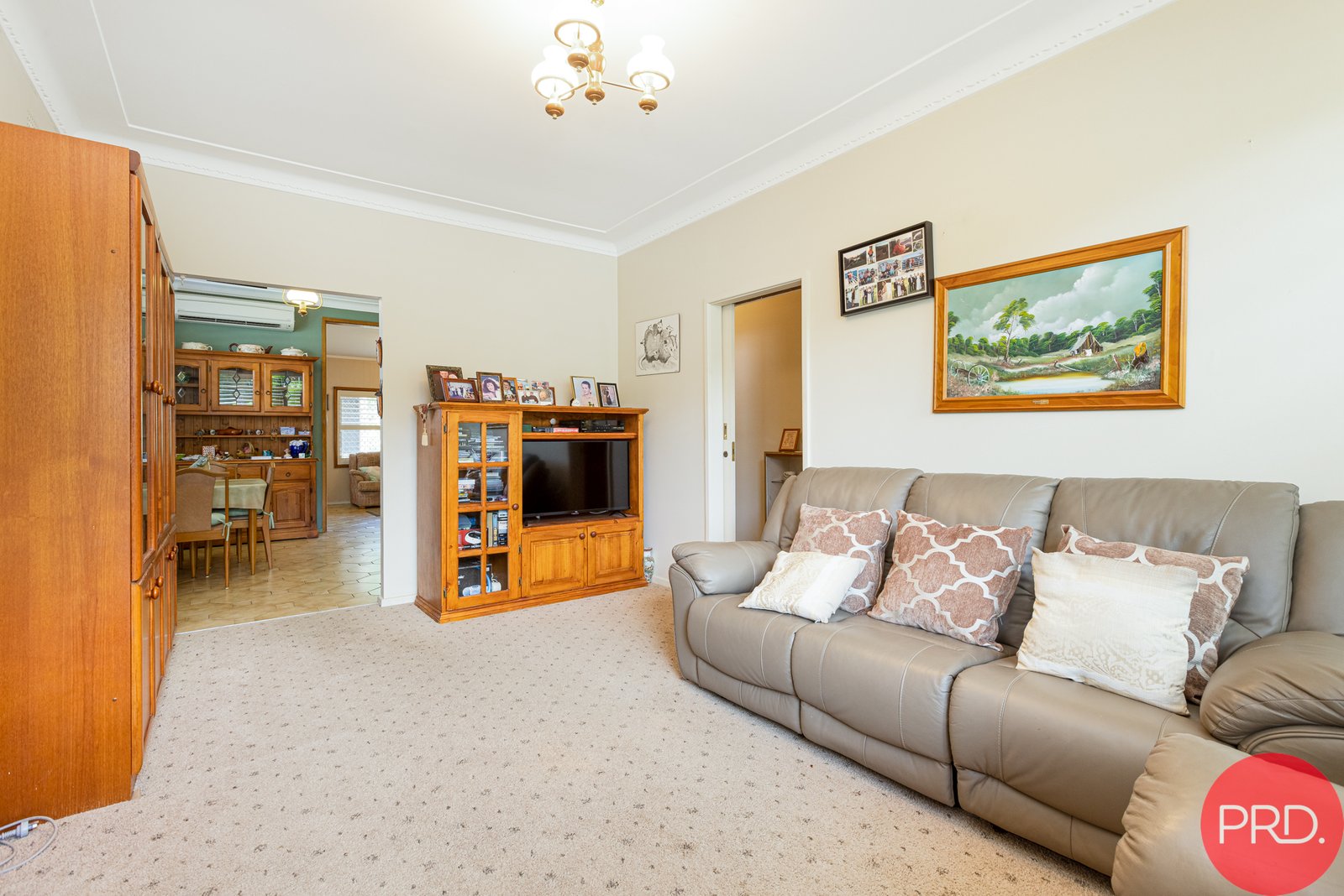 11 Kimian Avenue WARATAH WEST 8
