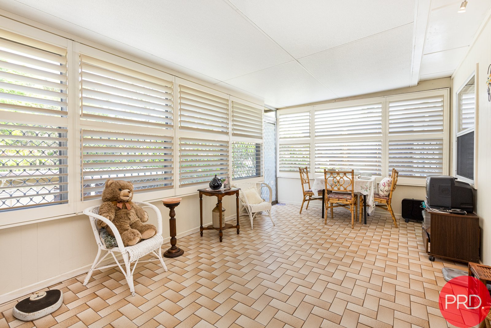 11 Kimian Avenue WARATAH WEST 20