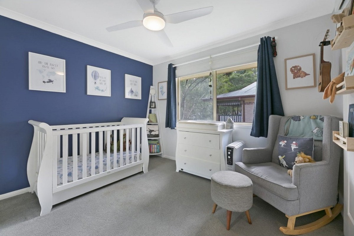 1/1 Kingia Court Burleigh Heads 23