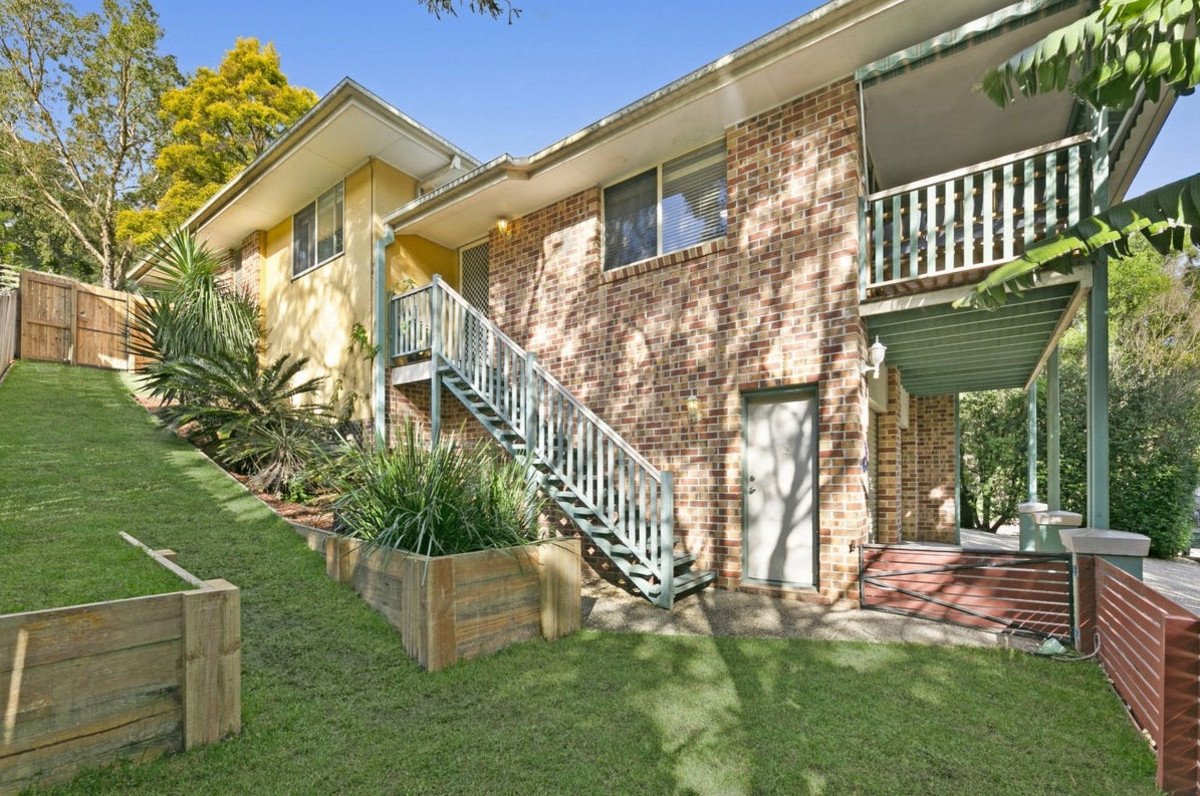 1/1 Kingia Court Burleigh Heads 33