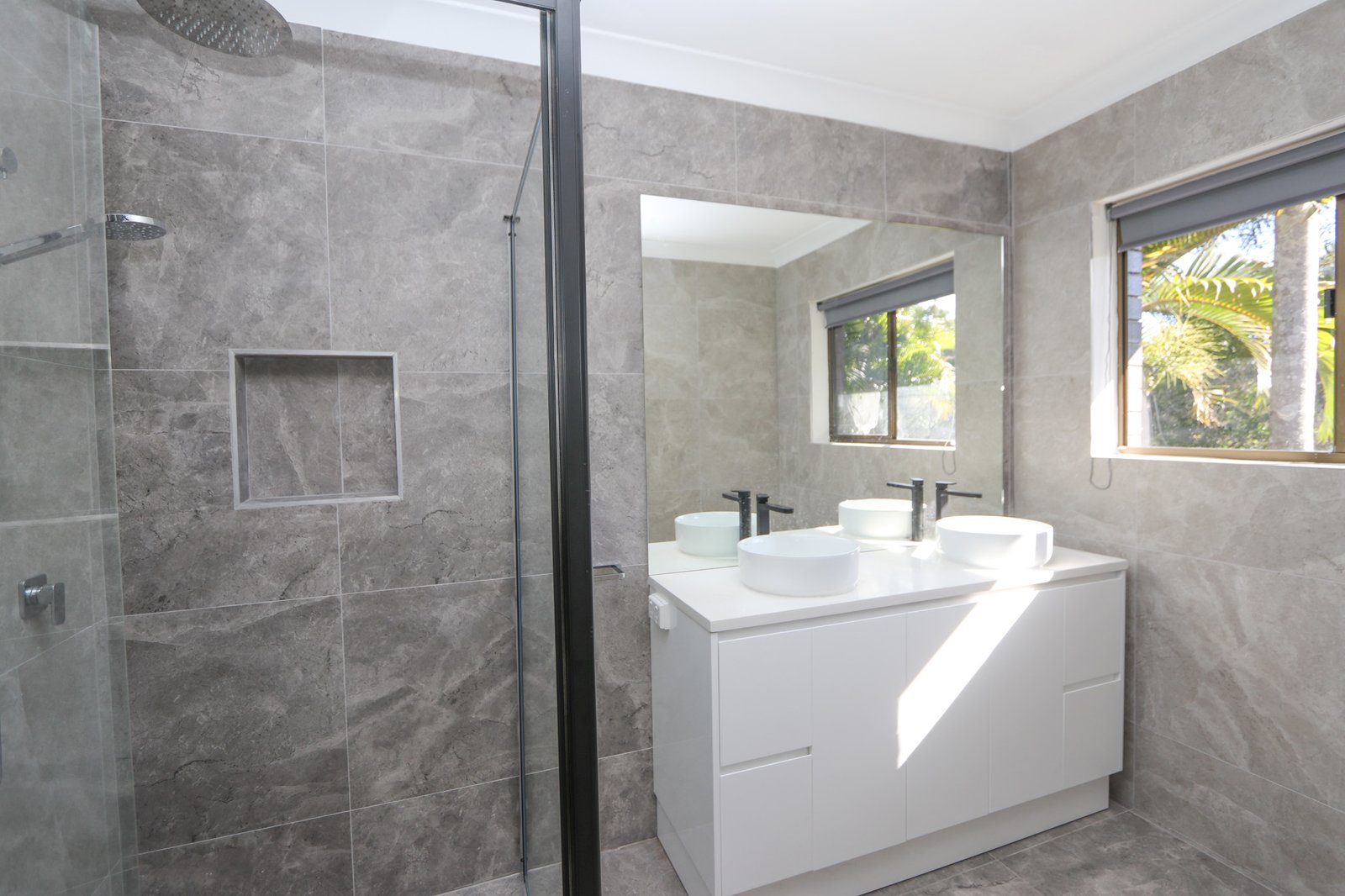 11 Kingsway Drive MOLENDINAR 11