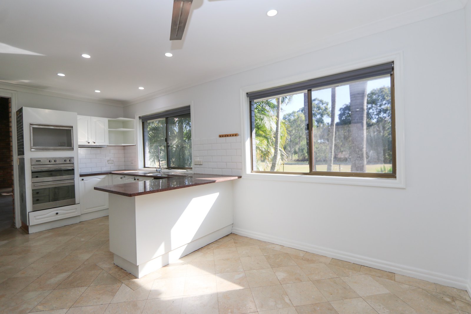 11 Kingsway Drive MOLENDINAR 15