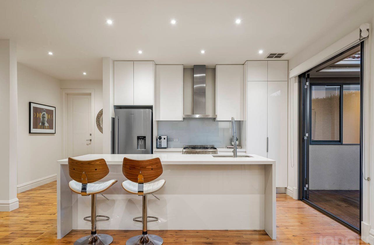 Gallery: 1/1 Kinross Street