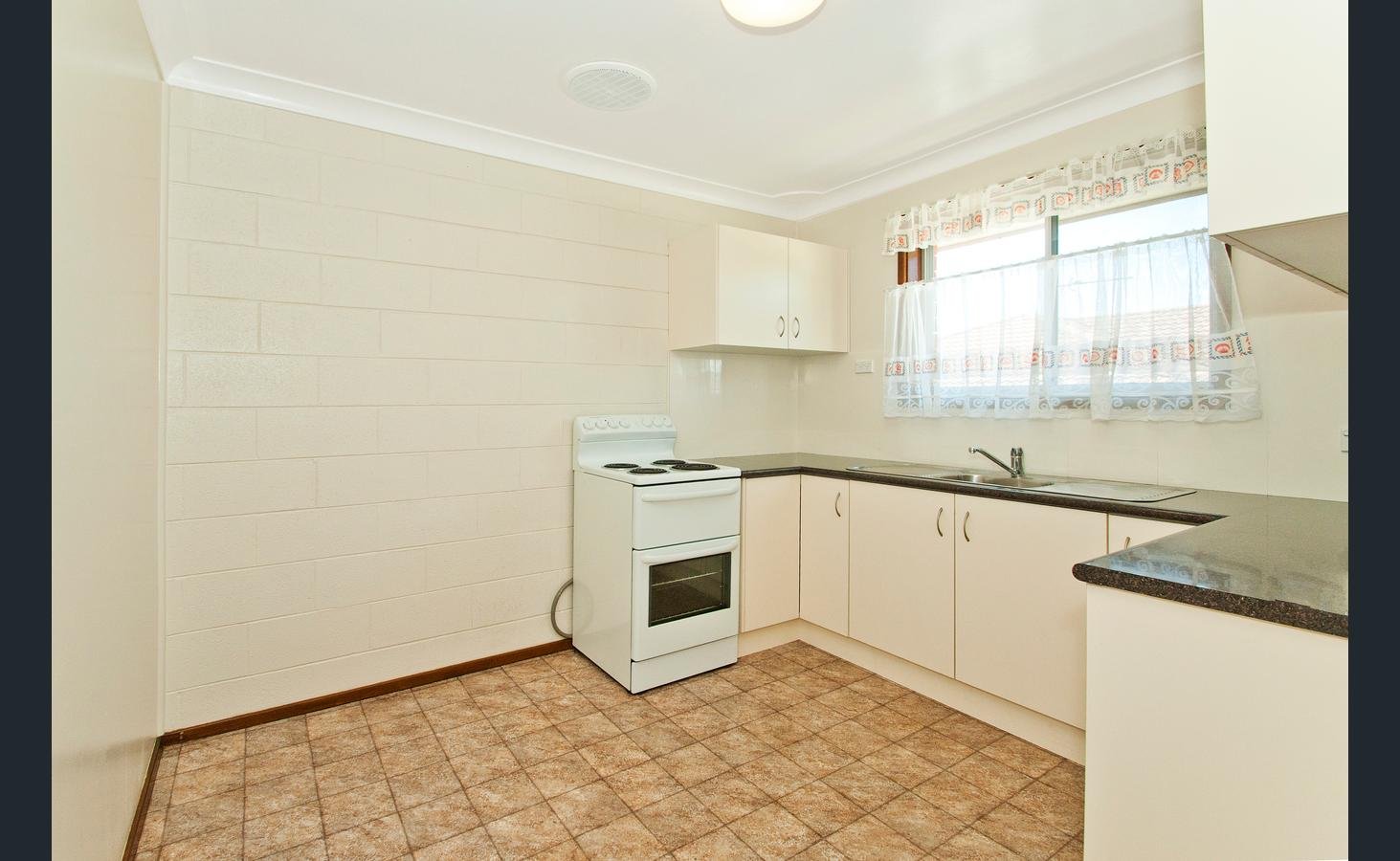 1/1 Kundle St  DAPTO 6