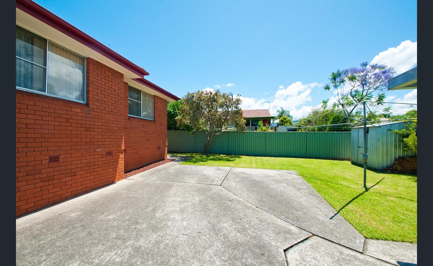 1/1 Kundle St  DAPTO 8