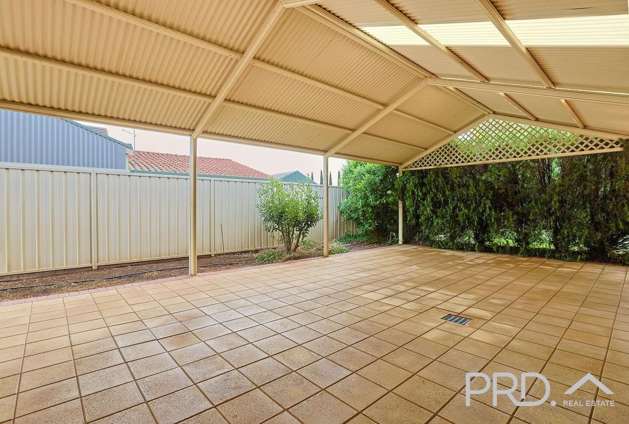 11 Kurrajong Street RED CLIFFS 16