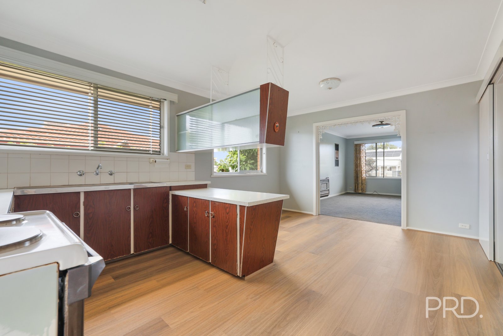 11 Kurrawan Street TAMWORTH 8