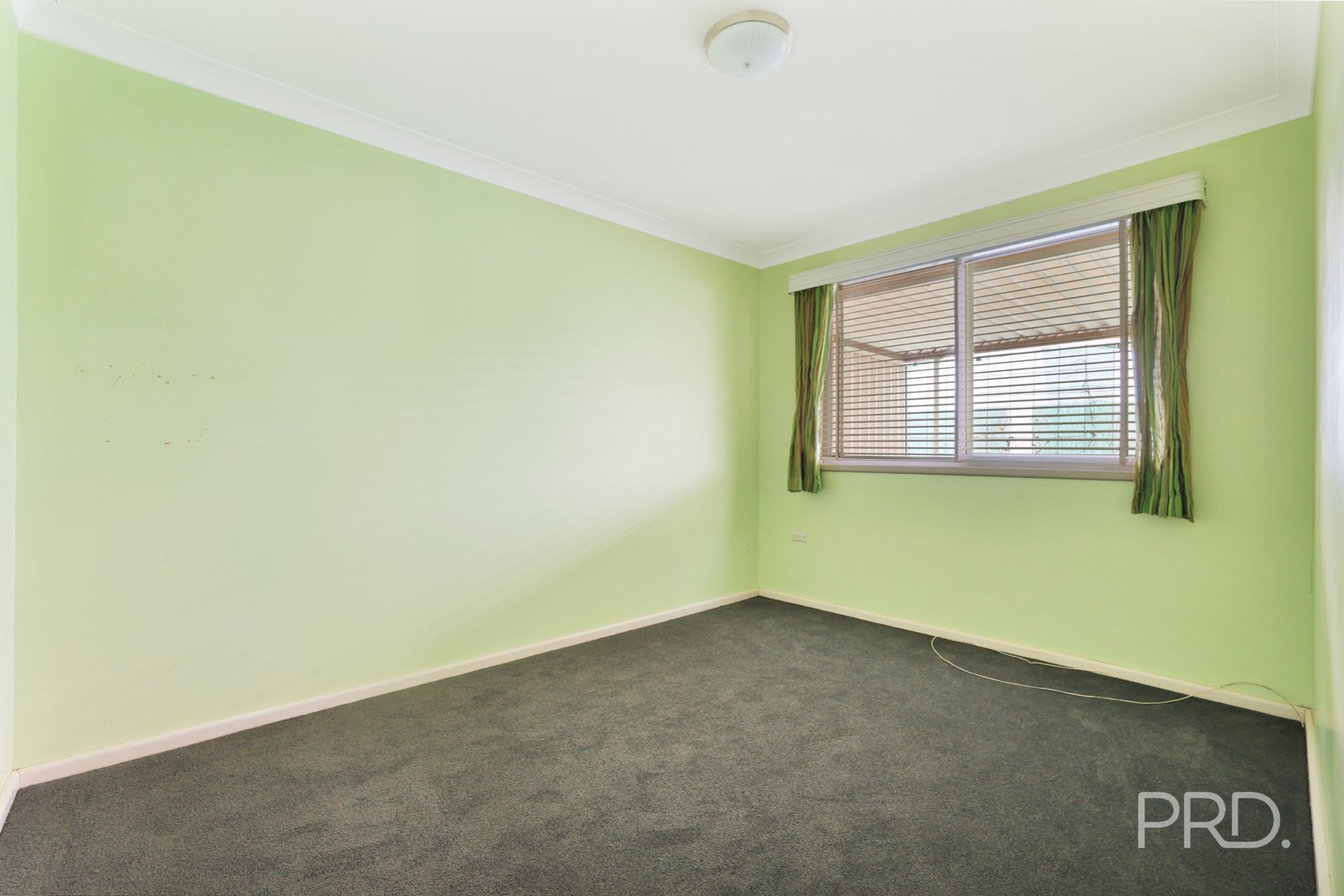 11 Kurrawan Street TAMWORTH 11