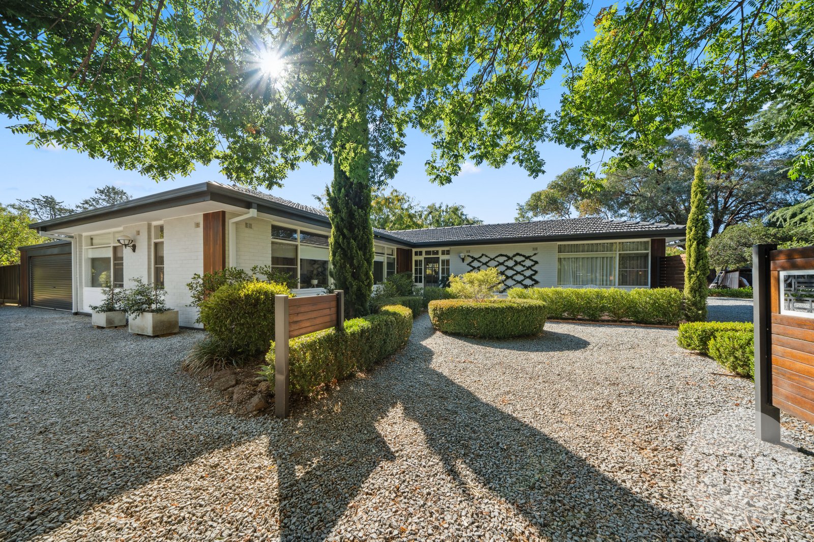 11 Kyeamba Avenue LAKE ALBERT 1