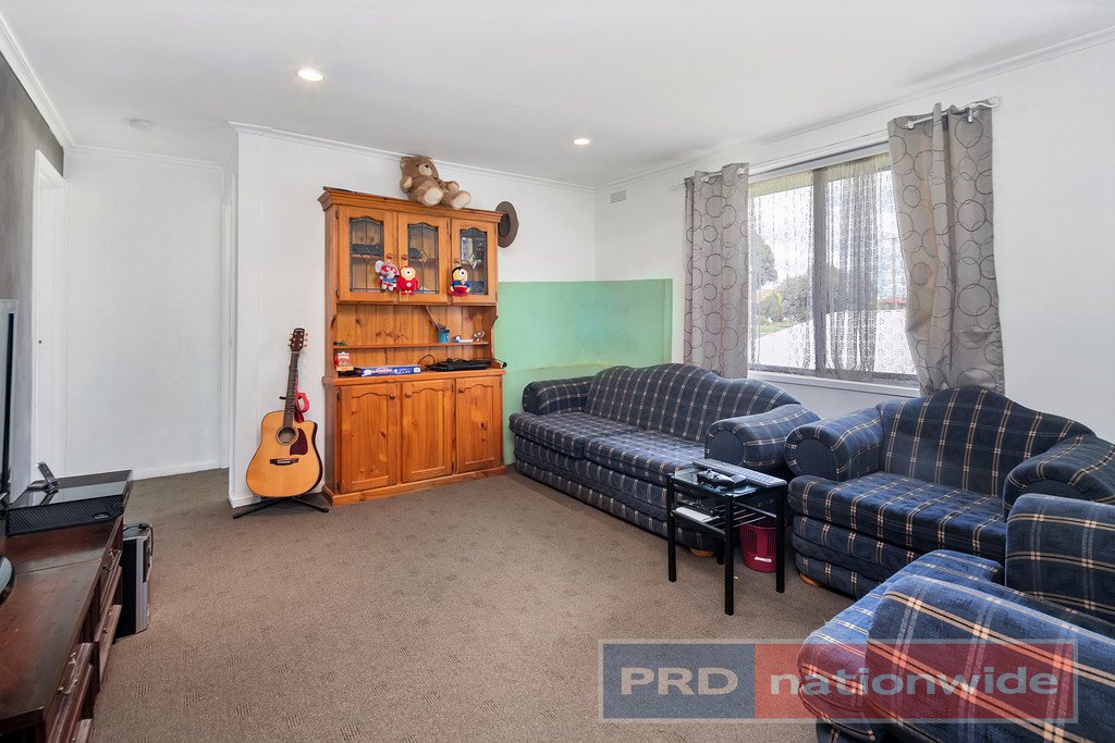11 Kyle Street SEBASTOPOL 4