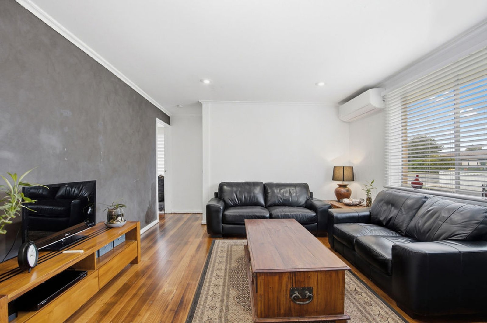 Gallery: 11 Kyle Street