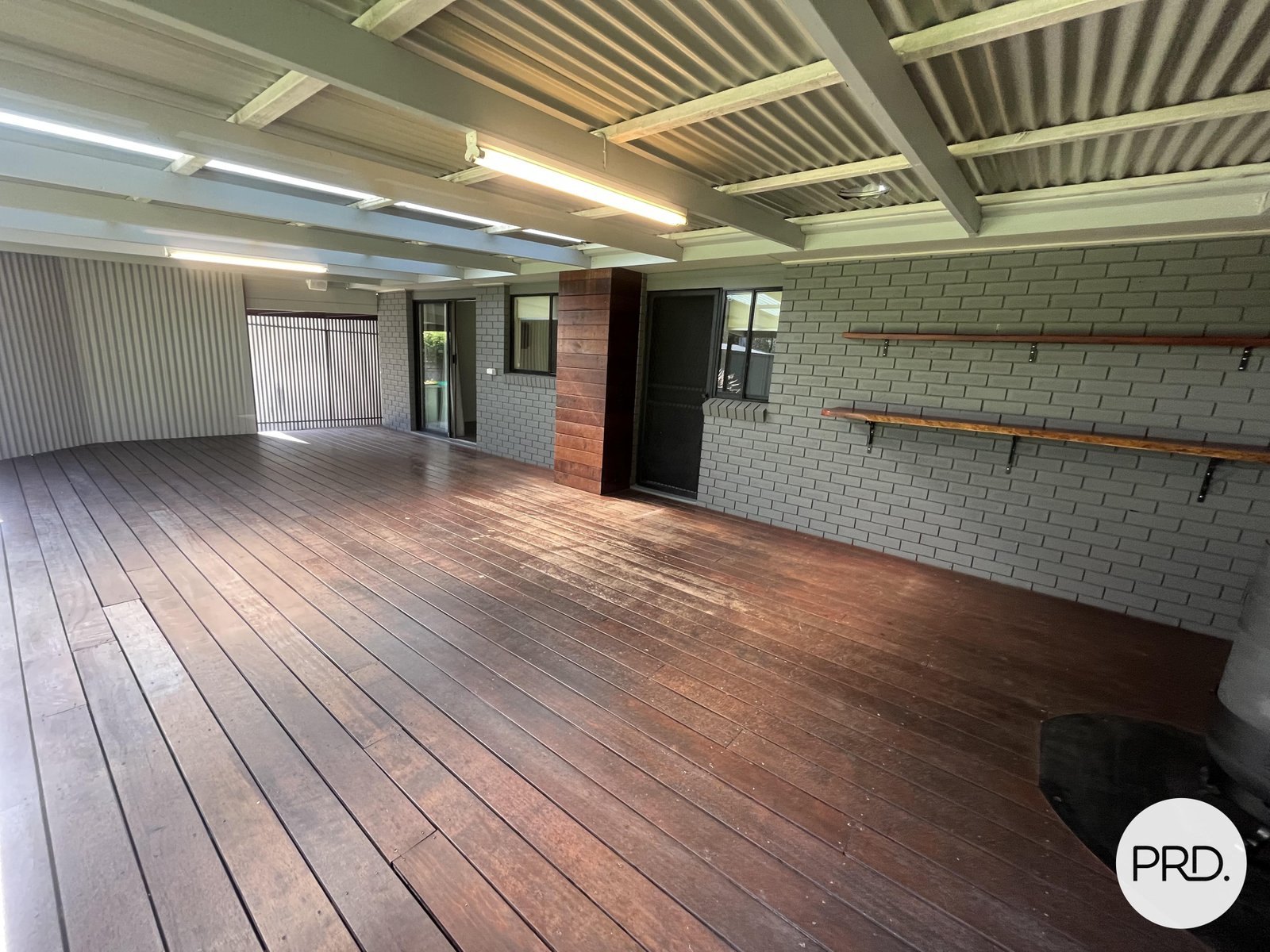 11 Lacebark Court THURGOONA 11