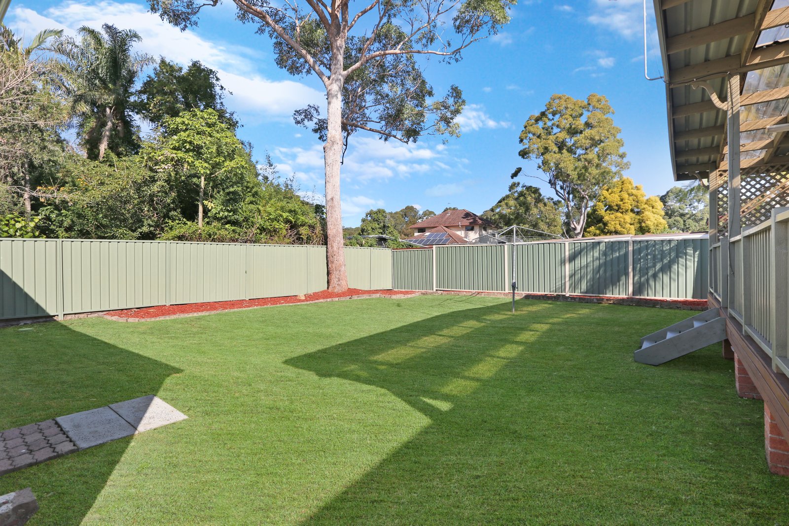 11 Lakelands Drive DAPTO 8