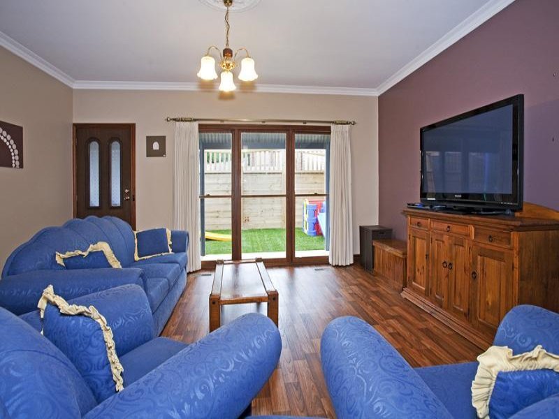 Gallery: 11 Lansell Drive
